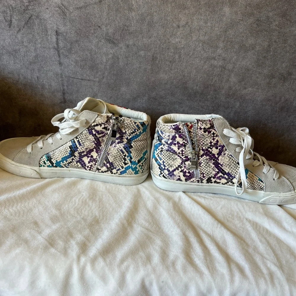 Colorful Snake Print High-Top Sneakers